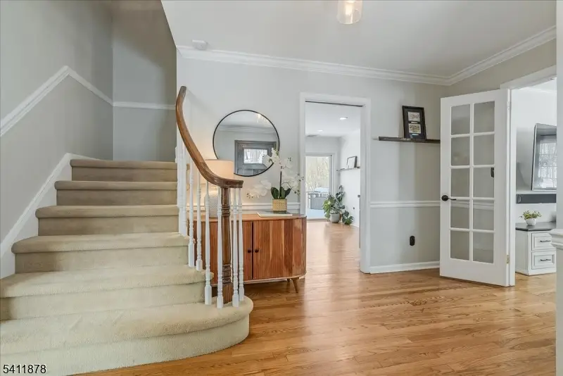 6 Thackery Ln, Mendham, NJ 07945 - #2