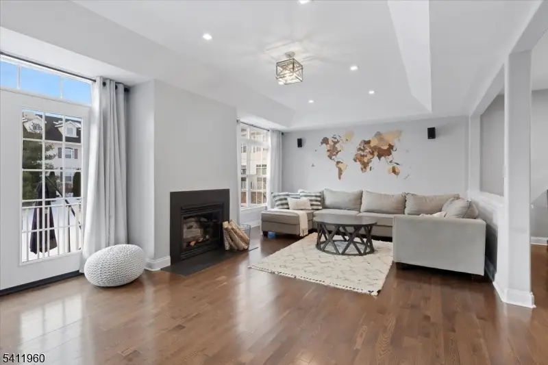 1463 Barnhardt Ln, Rahway, NJ 07065 - #1