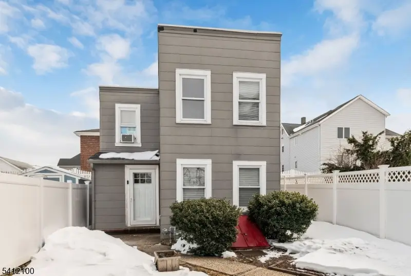 19 Entwistle Ave, Nutley, NJ 07110 - #1