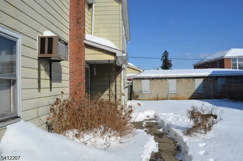 47 Lewis St, Phillipsburg, NJ 08865 - #3