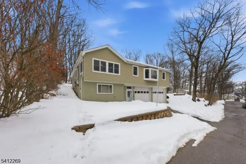 335 Elmira Trl, Hopatcong, NJ 07843 - #2