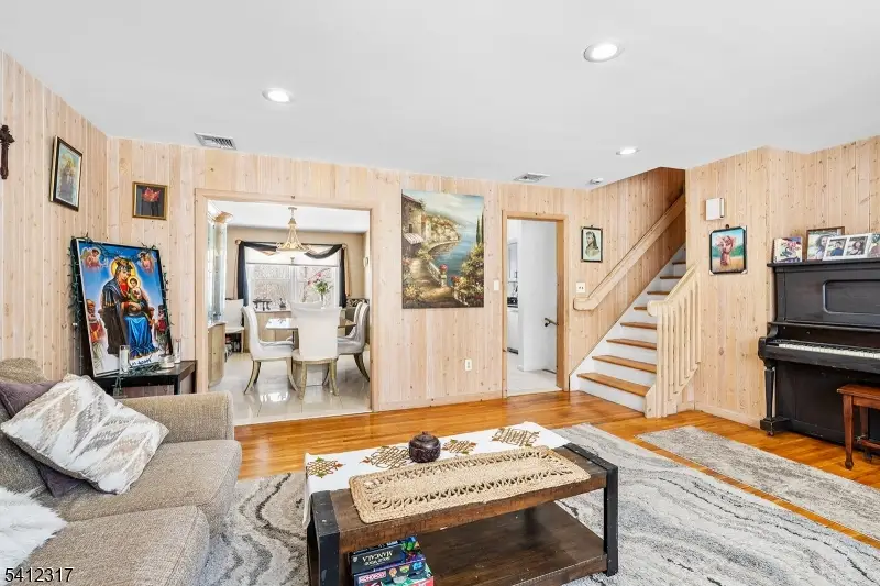 406 Kinderkamack Rd, River Edge, NJ 07661 - #2