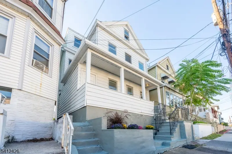 446 E 24th St, Paterson, NJ 07514 - #2