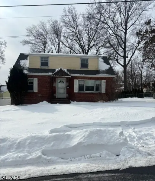 73 Seneca Ave, Emerson Boro, NJ 07630