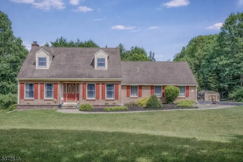 69 Lincoln Laurel Rd, Frelinghuysen, NJ 07860 - #2