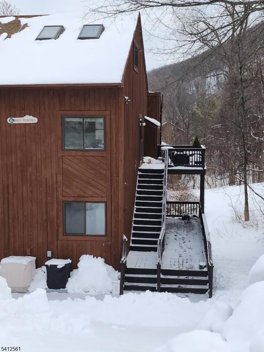 6 Baily Bunion Ct #9, Vernon, NJ 07462 - #1