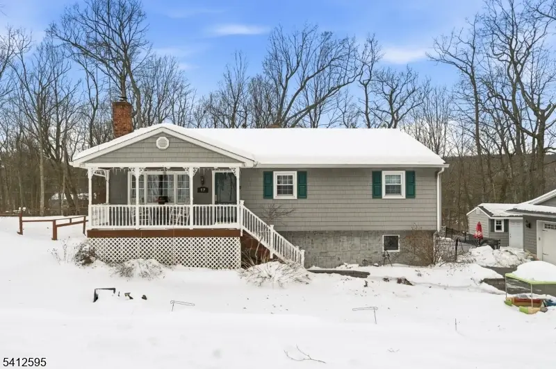 17 Acorn Dr, Vernon, NJ 07422 - #2