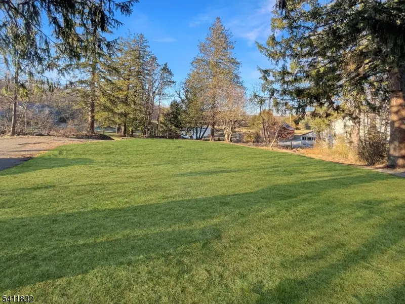 464 Buckhorn Dr, White, NJ 07823 - #2