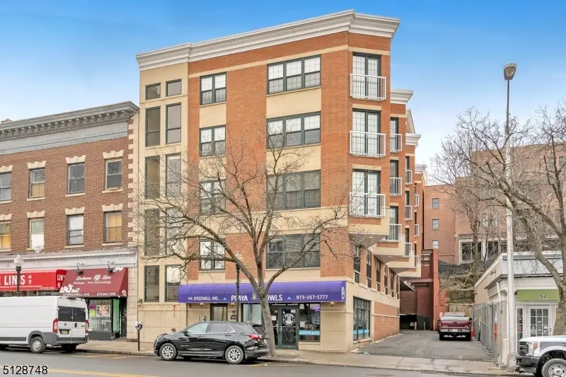 7 Prospect St #303, Morristown, NJ 07960 - #1