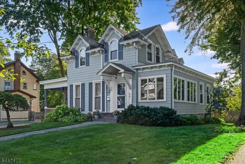 40 Franklin Pl, Montclair, NJ 07042 - #2