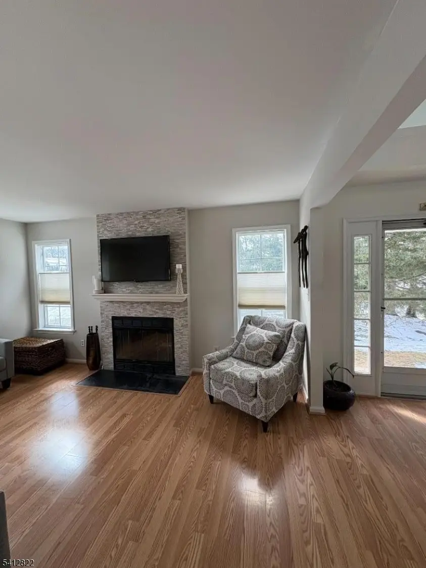 1 Weatherhill Rd, Hamburg, NJ 07419 - #1