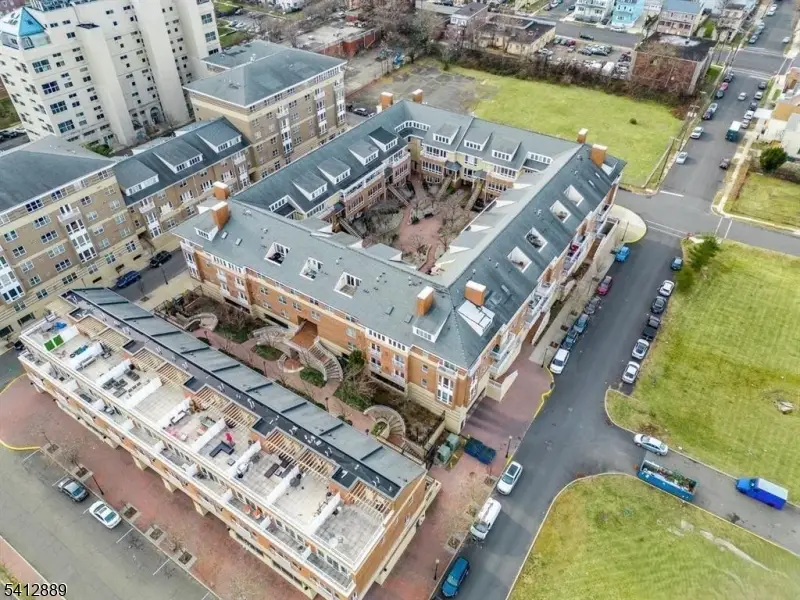 368 Rector St #408, Perth Amboy, NJ 08861 - #2