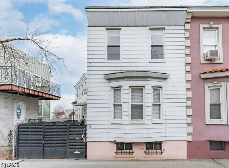 72 Lang St, Newark, NJ 07105 - #1