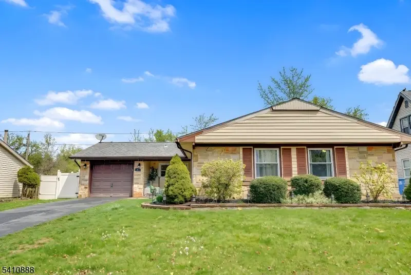30 General Ln, Willingboro, NJ 08046 - #1
