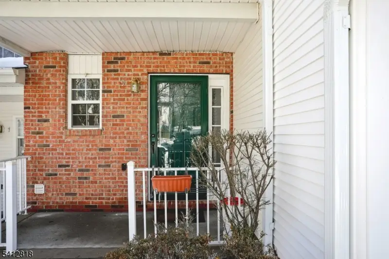 9 Maple Ln, Mount Arlington, NJ 07856 - #2