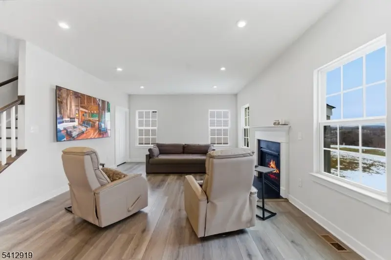 22 Oakwood Blvd, Union, NJ 08827 - #3