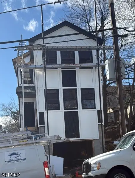 131 Temple St, Paterson, NJ 07522 - #1