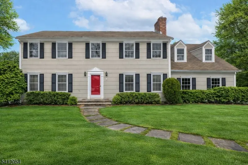 15 Alison Ct, New Providence, NJ 07974 - #1