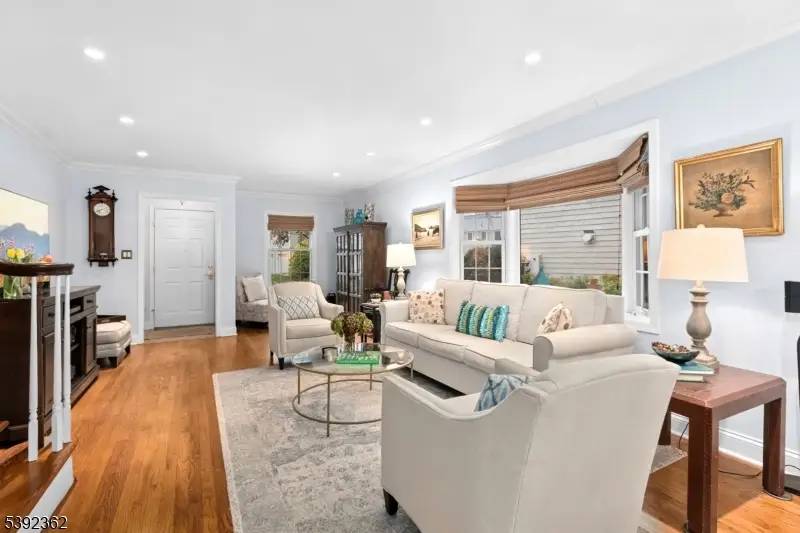 28 Morris Ave #G 4, Summit, NJ 07901 - #2