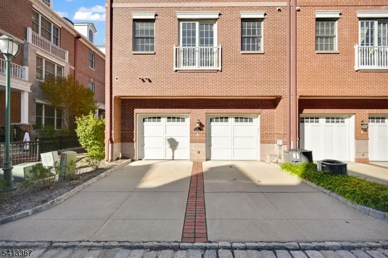 6 Gable Walk, Livingston, NJ 07039 - #3