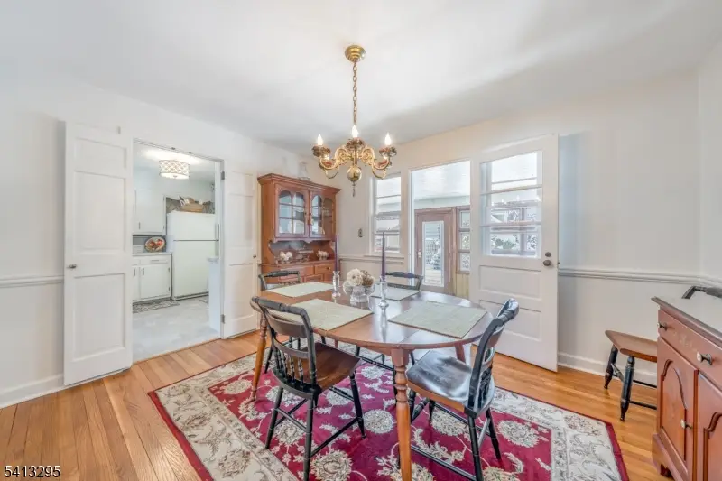 64 Tulip St, Summit, NJ 07901 - #3