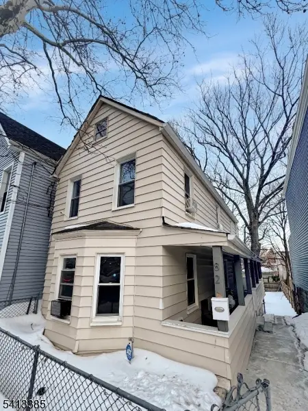 82 Palm St, Newark, NJ 07106 - #1