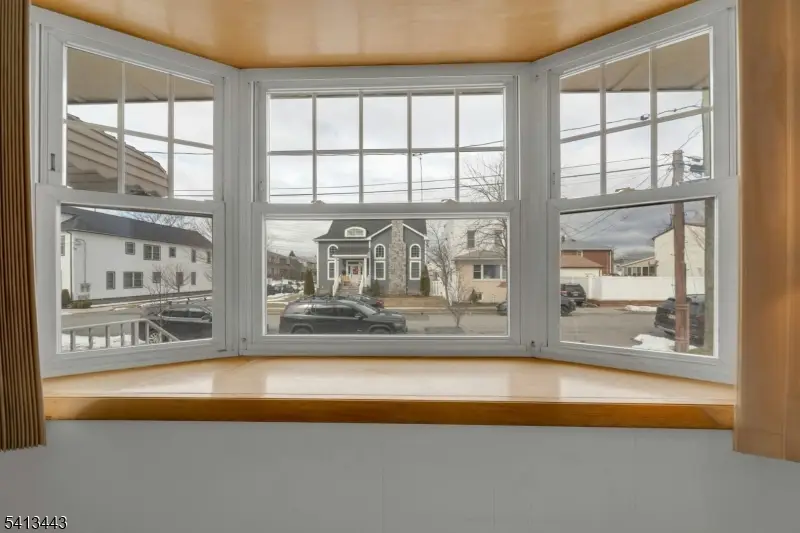 712 Meyer Ave, Lyndhurst, NJ 07071 - #3