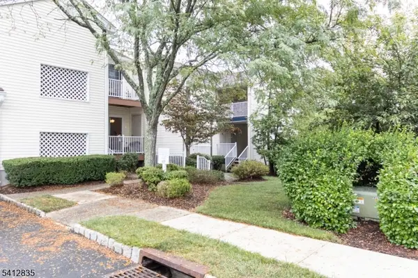 78 Potomac Dr Ondo, Bernards Twp., NJ 07920