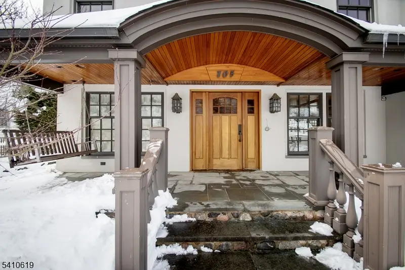 105 Larned Rd, Summit, NJ 07901 - #2