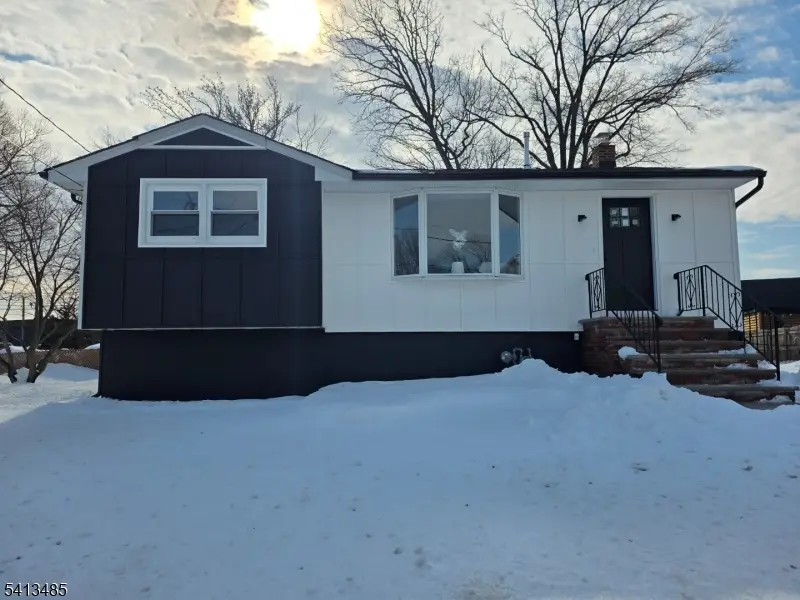 351 Woodcrest Pl, Saddle Brook, NJ 07663 - #2