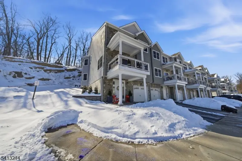 71 Halina Ln, Butler, NJ 07405 - #1