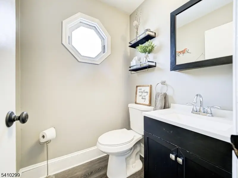 23 Otis Pl, Verona, NJ 07044 - #3