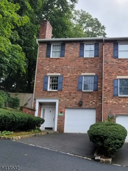 16 Magnolia Ln, Caldwell, NJ 07006 - #1