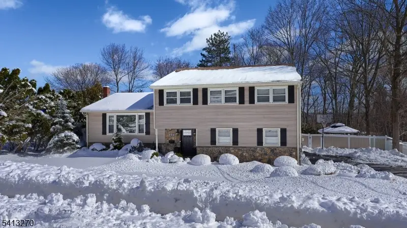 30 Corvair Pl, Preakness, NJ 07470 - #2