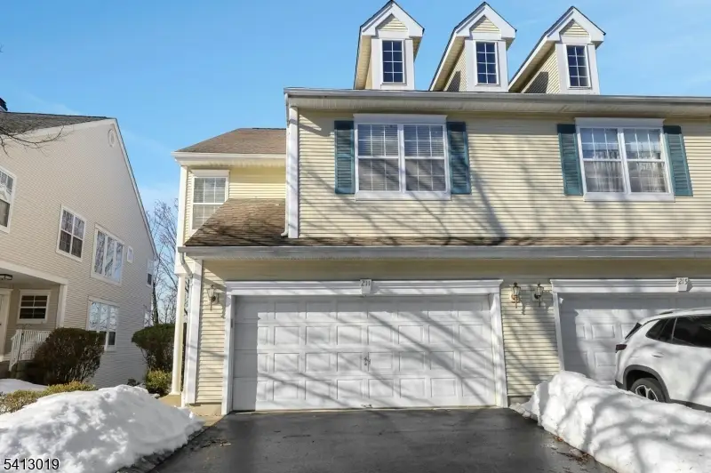 211 Warbler Dr, Wayne, NJ 07470 - #2