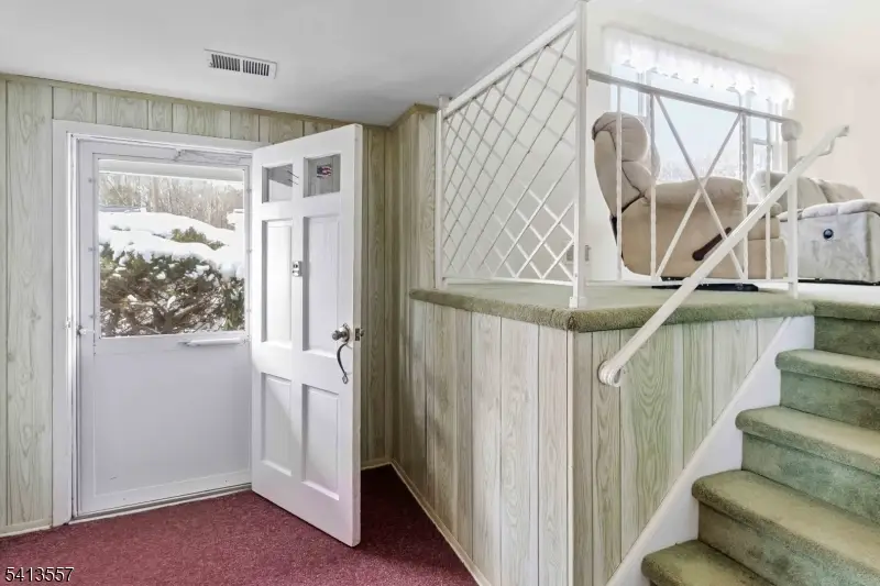 31 Saint Marys Dr, Succasunna, NJ 07876 - #2