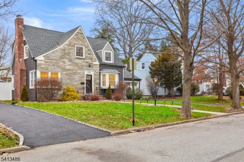 224 Swarthmore Rd, Linden, NJ 07036 - #2