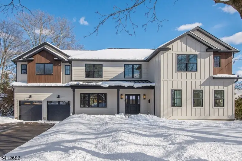 6 Harvale Dr, Florham Park, NJ 07932 - #1