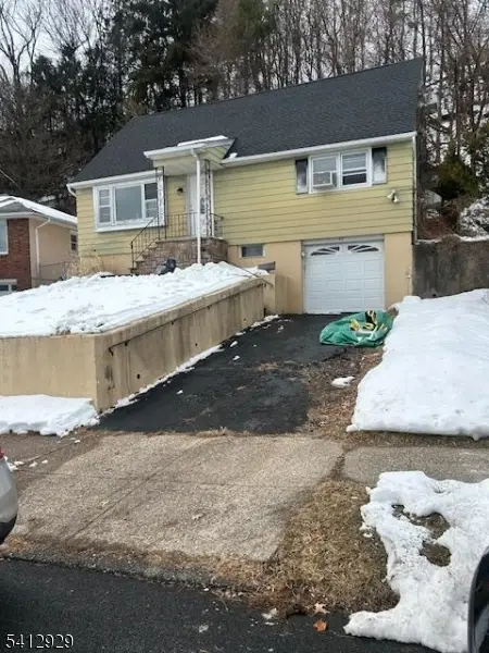 43 Dewey St, Clifton, NJ 07013 - #1