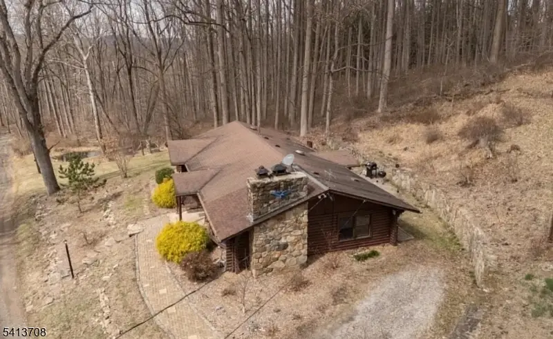 7 Derry Run Ln, Lebanon, NJ 08826 - #1