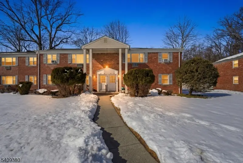 43 Conforti Ave #35, West Orange, NJ 07052 - #1
