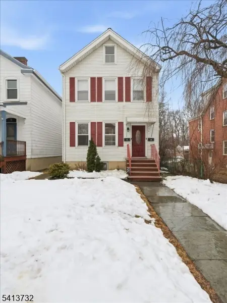 46 Maple St, Bloomfield Twp., NJ 07003