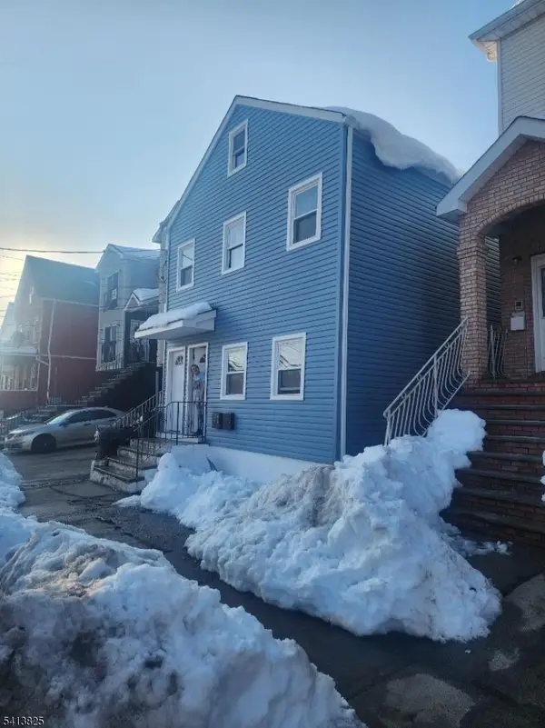 51 Geneva St, Elizabeth City, NJ 07202