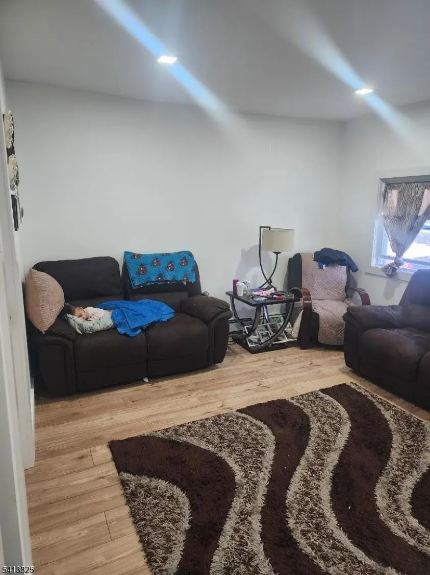 51 Geneva St, Elizabethport, NJ 07202 - #3