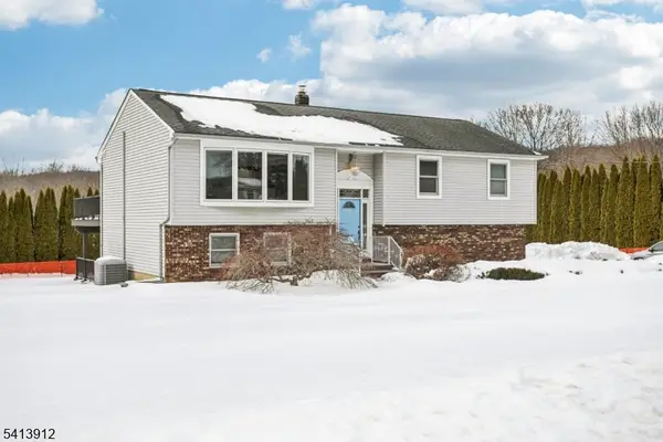 6 Highview Dr, Vernon Twp., NJ 07460