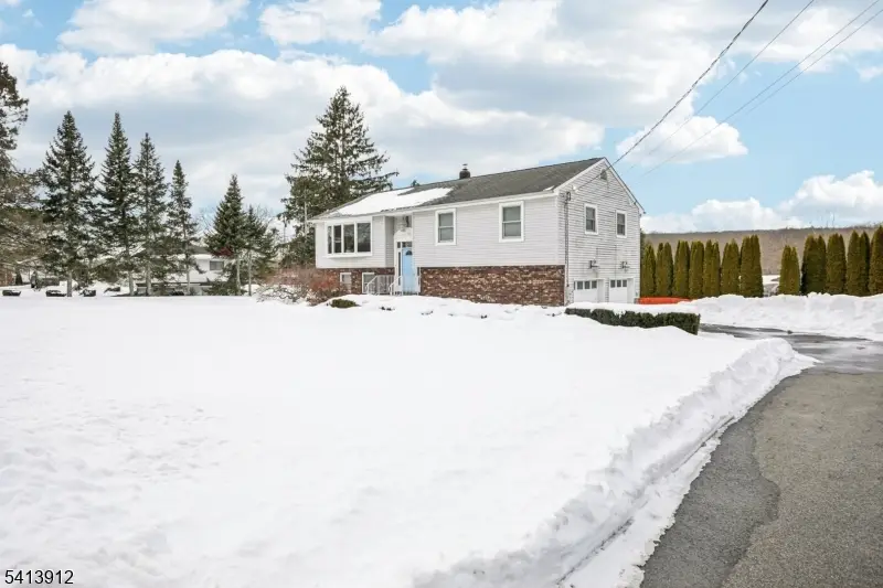 6 Highview Dr, Stockholm, NJ 07460 - #2