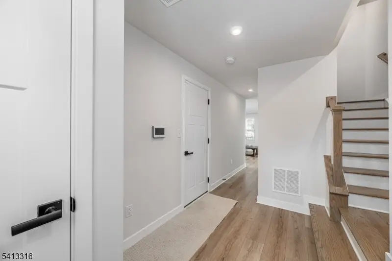 6 Saw Mill Cir, Hackettstown, NJ 07840 - #3