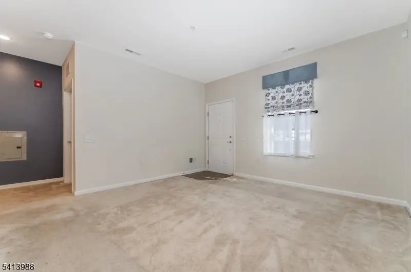 101 Altra Road, Readington, NJ 08822 - #3