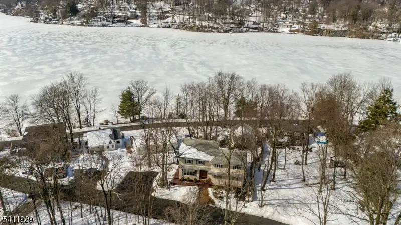 32 Clayton Rd, Upper Greenwood Lake, NJ 07480 - #2