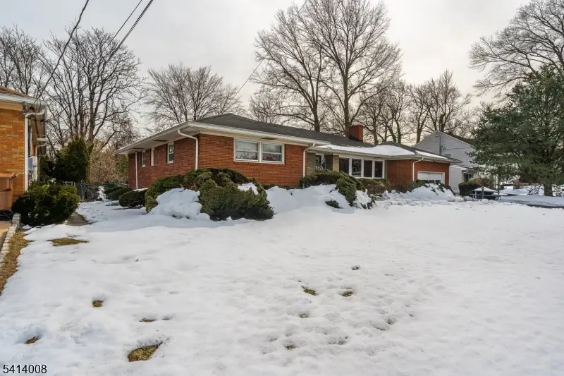 1105 Georgian Dr, Linden, NJ 07036 - #3